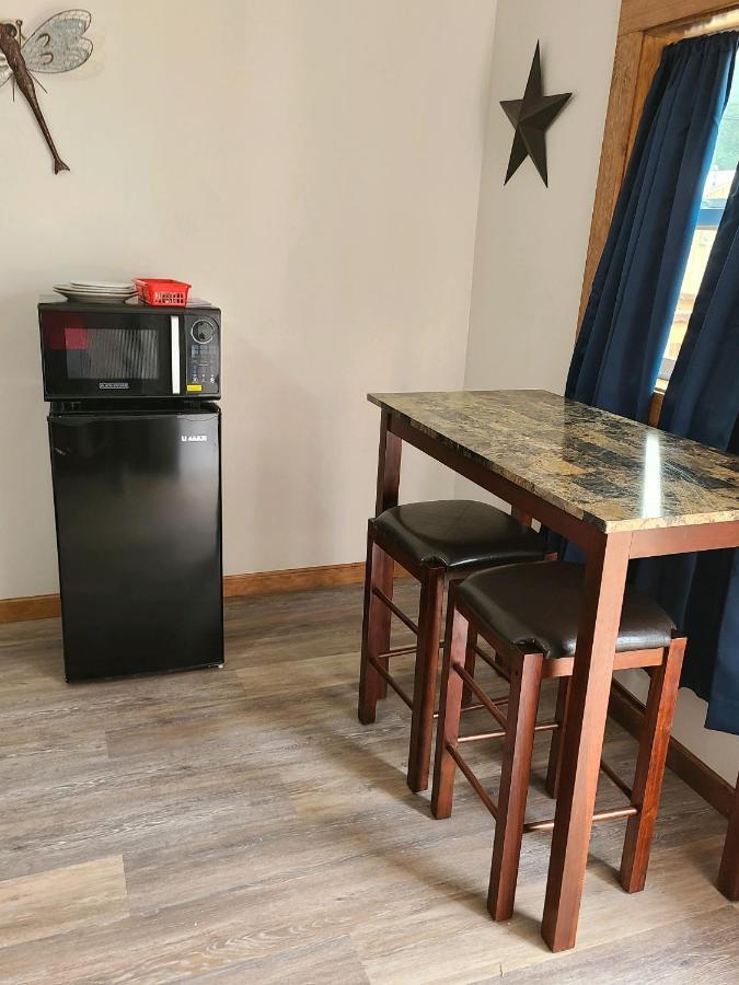 Eagle Rock Resort Naches Екстер'єр фото