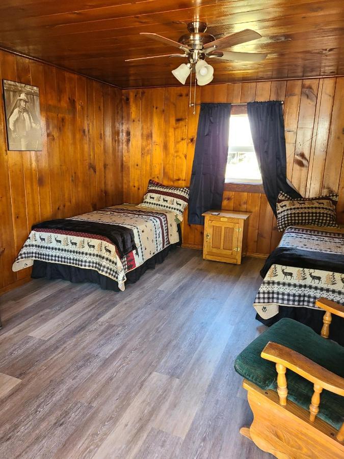 Eagle Rock Resort Naches Екстер'єр фото